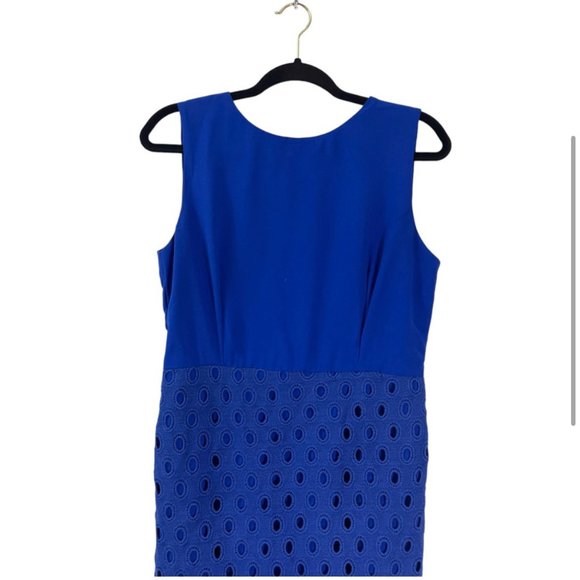 Esley Sleeveless Midi Style Dress in Royal Blue Size Medium - Picture 3 of 5